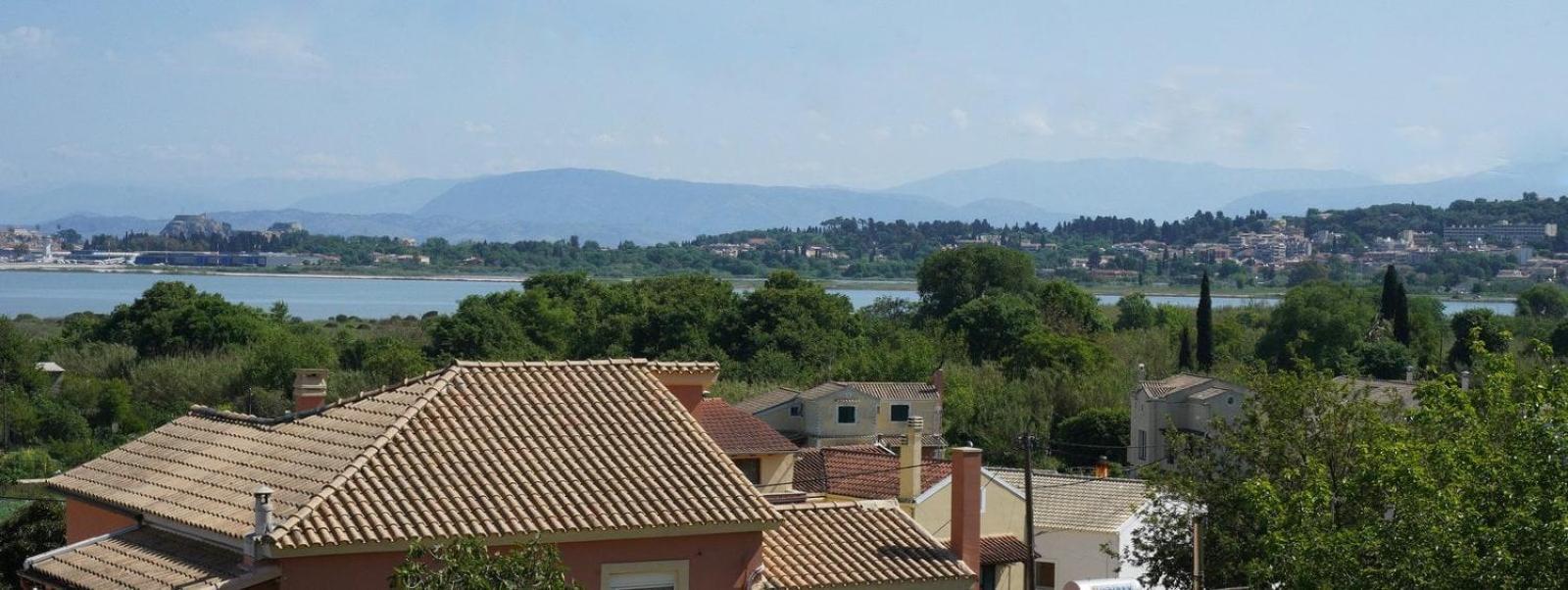 Classy & Traditional House With Fantastic View *